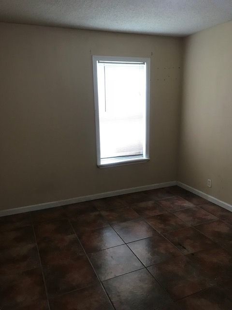 Foto del edificio - 725 E Irby St