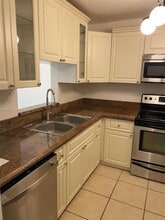 Building Photo - 12035 NE 2nd Ave