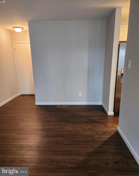 Foto del edificio - 2115 Woodhollow Dr