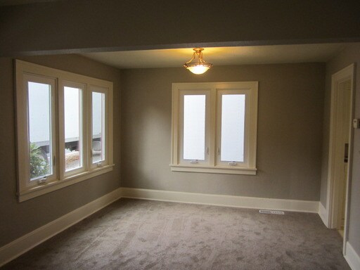 Building Photo - 4630 SW 185th Ave