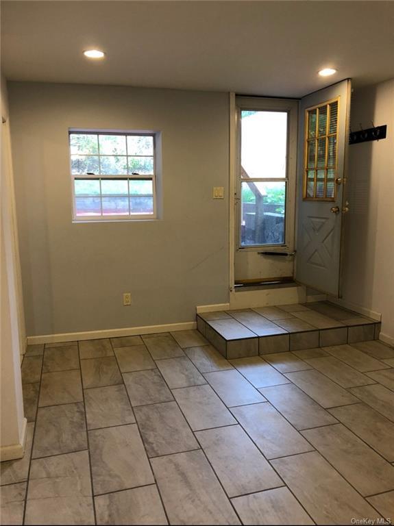 221 Red Mills Rd Unit 2, Pine Bush, NY 12566 Room for Rent in Pine