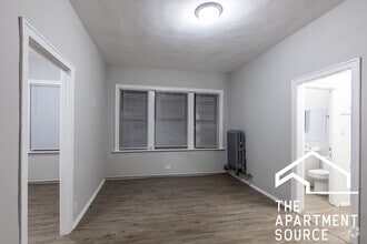 Building Photo - 5451 S Cornell Ave