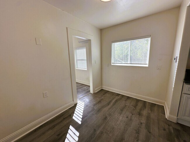 Foto del edificio - 4700 65th St