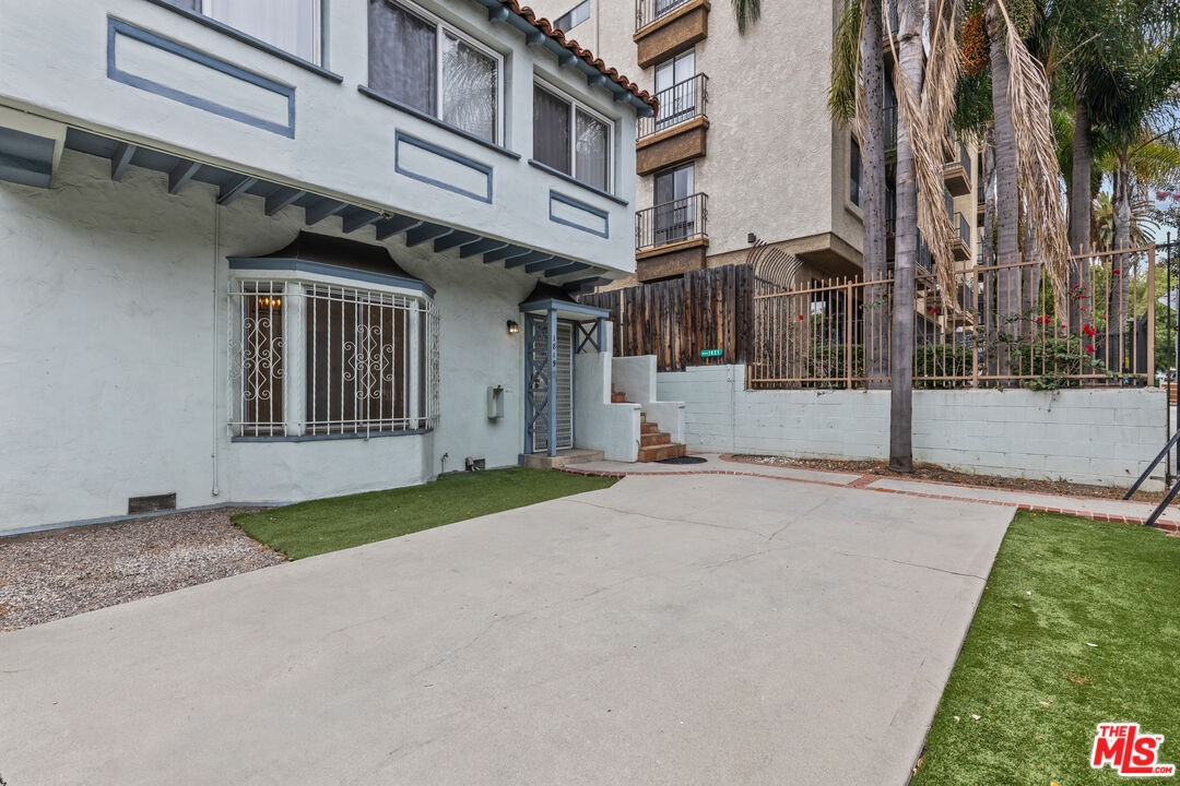 Foto principal - 1819 Grace Ave