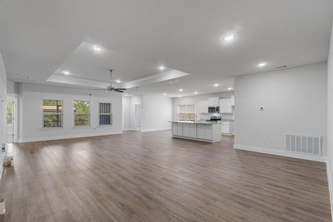 Building Photo - Shoal River Landing Must See w/ 3-car garage!