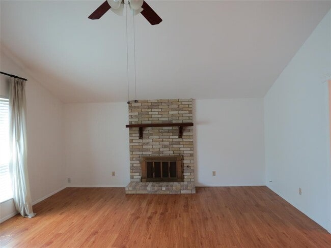 Building Photo - 6803 Rearden Rd