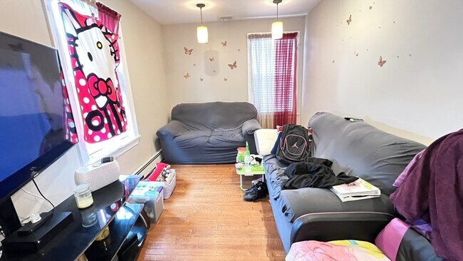 Foto del edificio - 3 Mill St Ct