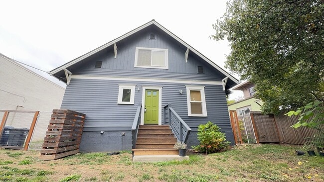 Photo - 332 W 5th Ave Apartment