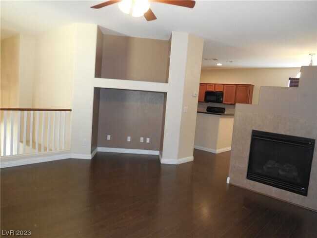Building Photo - 695 Yew Barrow Ct