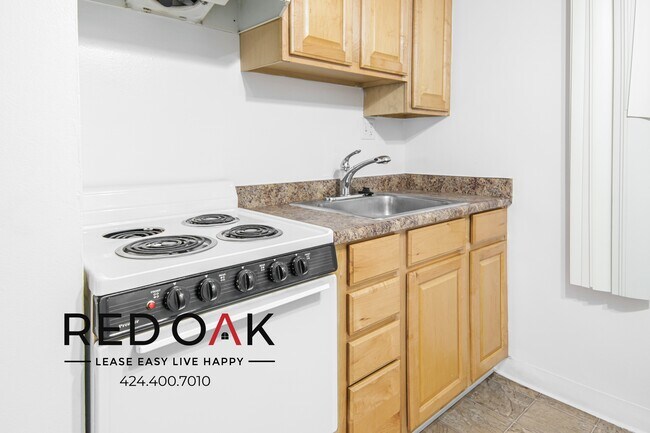 Foto del edificio - ~4 Weeks FREE~ Lovely, Welcoming Studio wi...