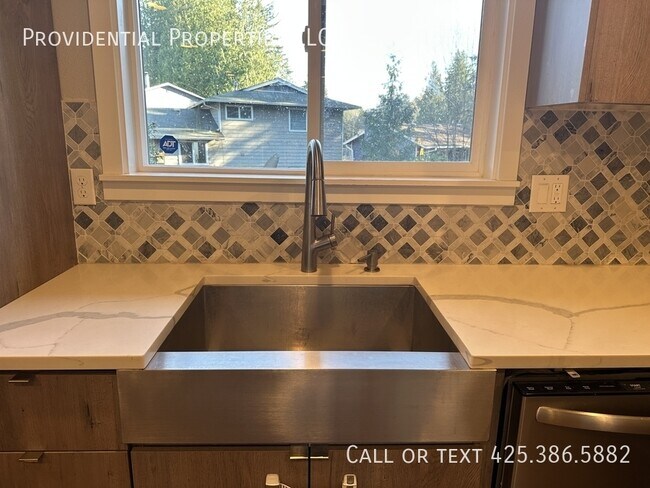 Foto del edificio - 10521 NE 139th St