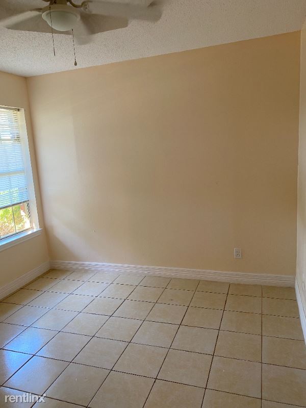 Building Photo - 4 br, 2 bath House - 2606 Marlin Dr