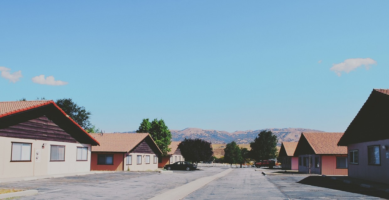 Building Photo - Willow Trees Apartments