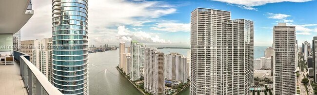 Foto del edificio - 200 Biscayne Blvd Way