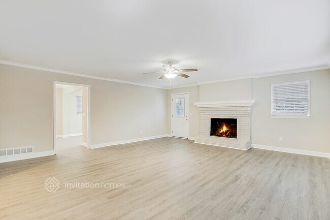 Foto del edificio - 4940 Rock Valley Dr