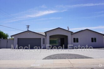 Building Photo - 8355 E Palm Ln