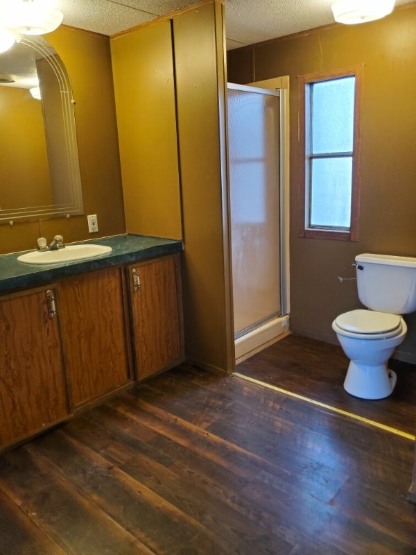 Building Photo - 415 Mooney St