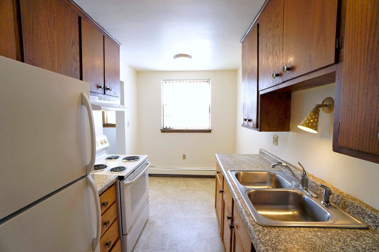 Priscilla Standish Apartments Apartments in Saint Paul, MN