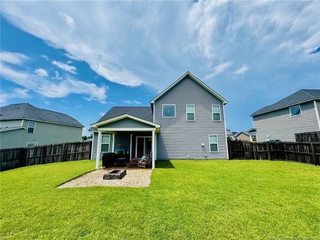 Building Photo - 843 Screech Owl Dr