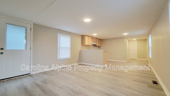 Building Photo - 116 Drum Rd