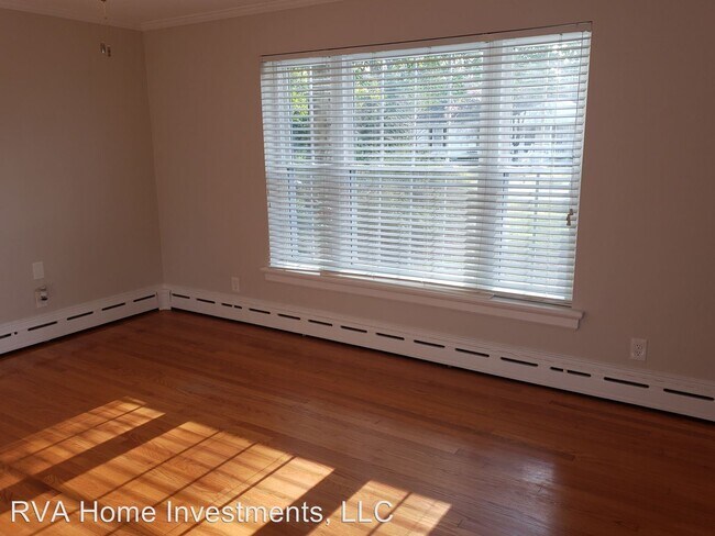 Building Photo - 3 br, 1 bath House - 8209 Hood Drive