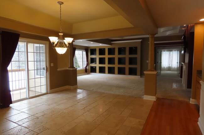 Building Photo - 21 Spyglass Cir