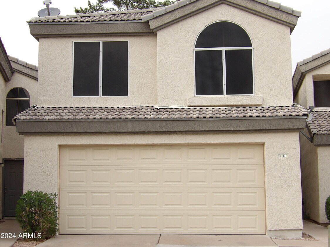 Foto principal - 1146 W Sandy Banks