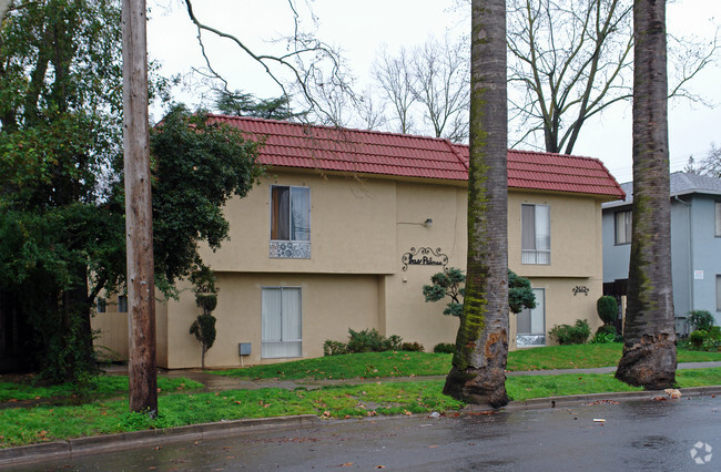 Building Photo - Las Palmas