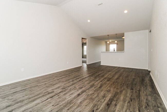 Building Photo - 12204 Wahoo Dr