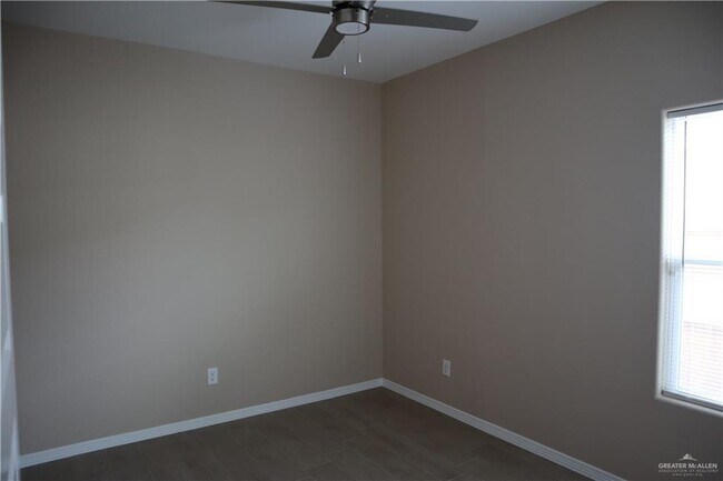 Foto del edificio - 2919 W Driftwood St