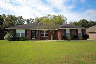 Building Photo - 8454 Ferlon Ave
