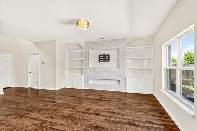 Building Photo - 1202 Arizona Dr