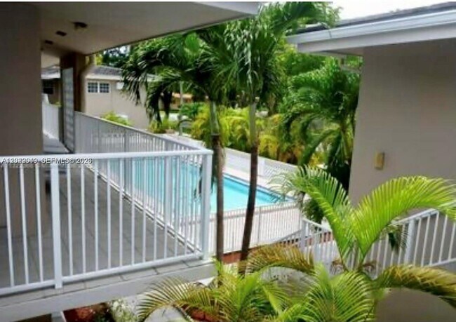 Building Photo - 6565 Santona St