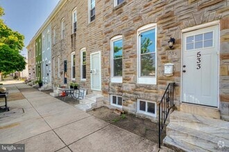 Building Photo - 533 W 27th St