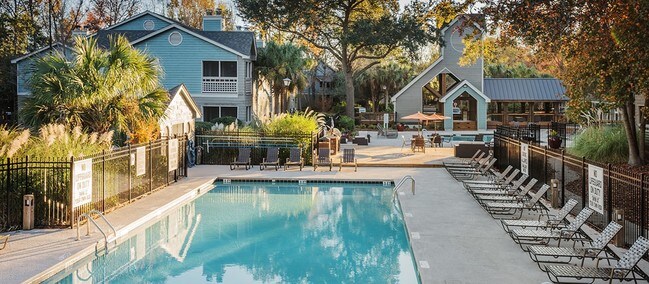 Quarterdeck at James Island Apartments Charleston, SC