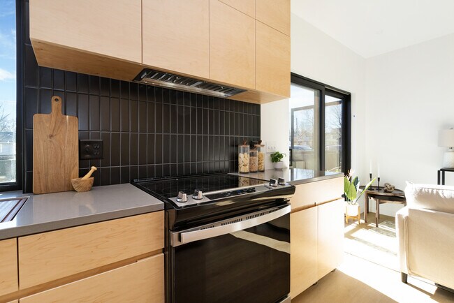 Foto del edificio - 815 Moro St