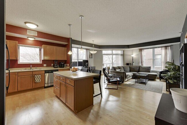 Foto del edificio - 1800 Clinton Ave