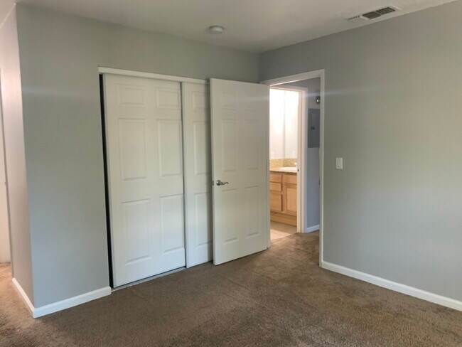 Foto del edificio - 6280 Havenside Dr
