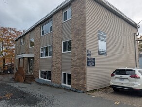 Building Photo - 498 Herring Cove Rd Building Photo - 498 Herring Cove Rd