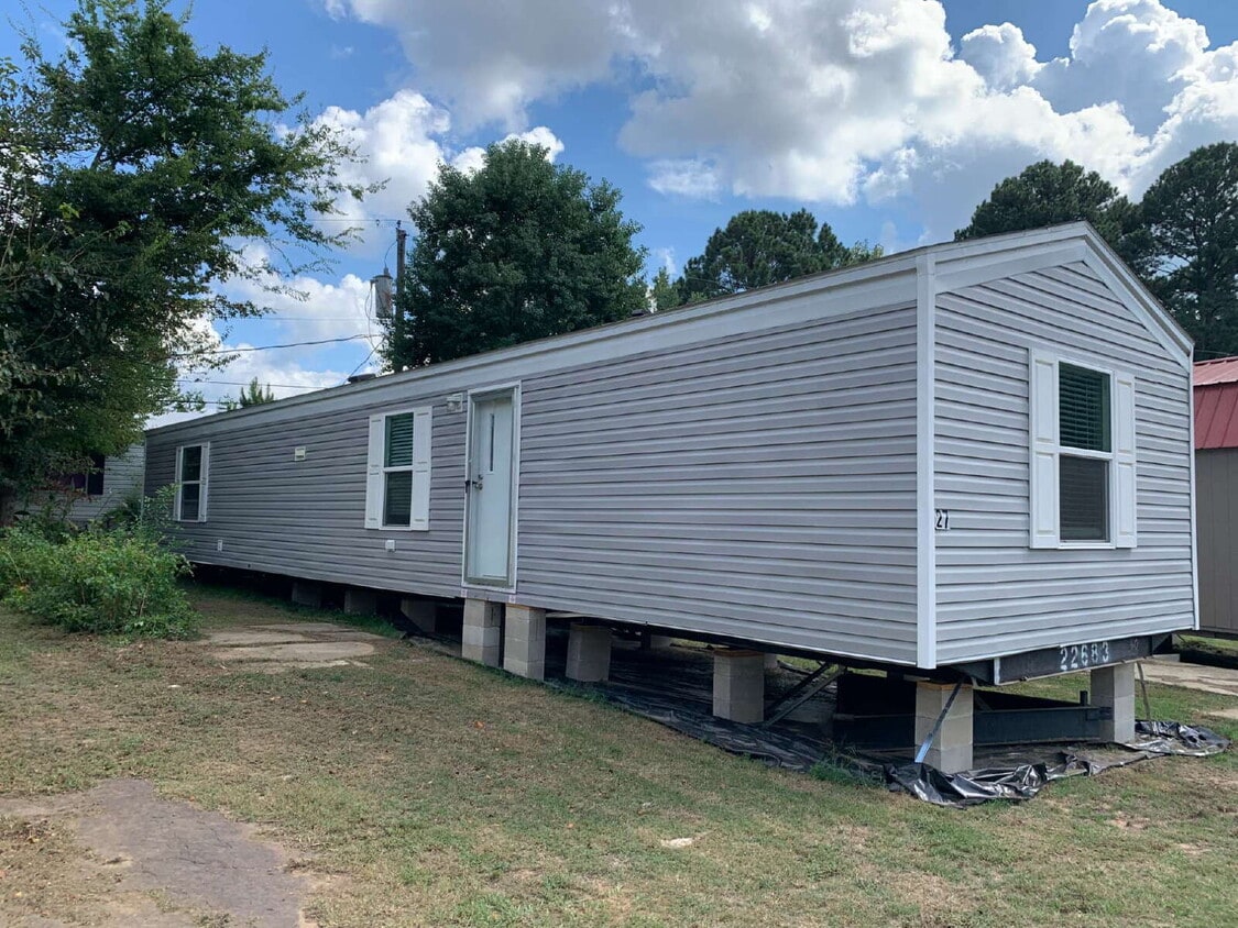 Building Photo - Brand new 2-Bed, 2-Bath Retreat in Marshal...