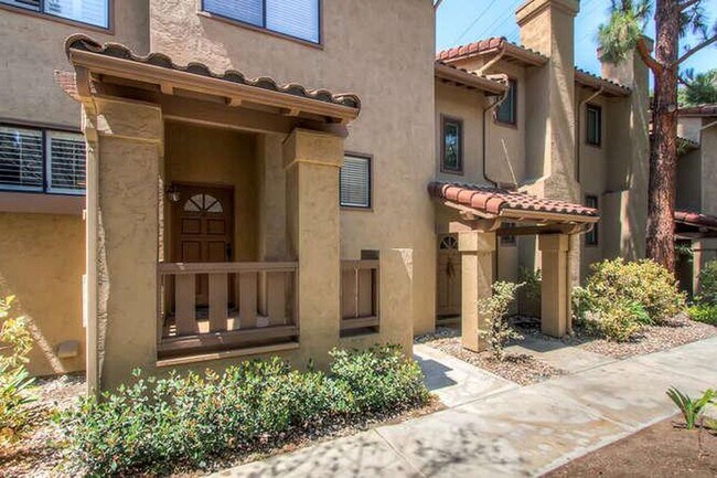 2 Bedroom/2 Bath/ Single Car Garage - 5846-B Mission Center Rd