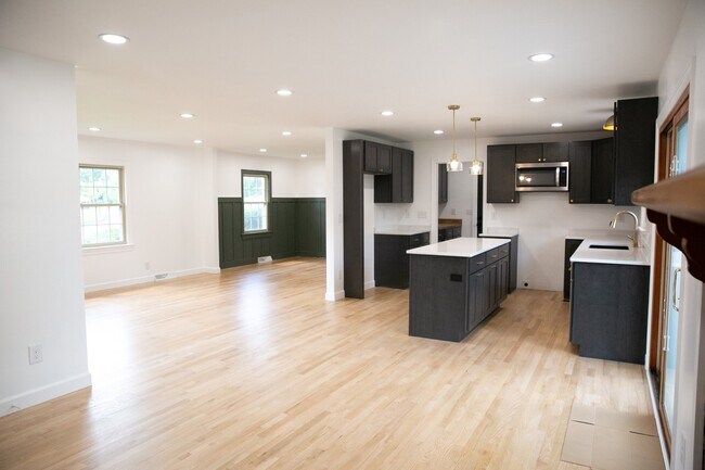 Foto del edificio - 200 Sewanee Cir