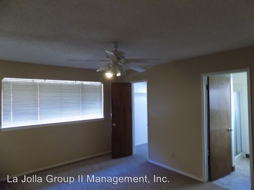 Foto del edificio - 3696 W Bullard Ave
