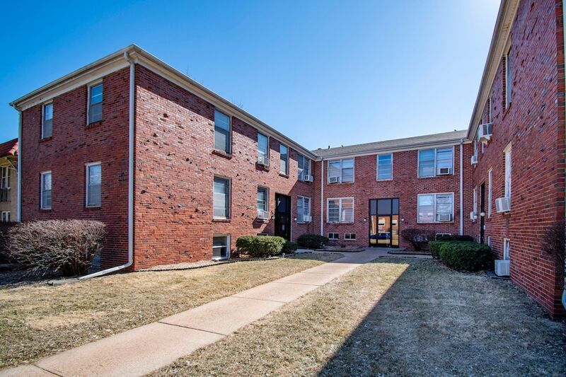 4730 Cass St Unit 8, Omaha, NE 68132 Condo for Rent in Omaha, NE