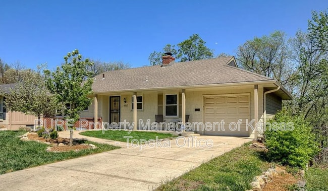 Building Photo - 9917 Flora Ave