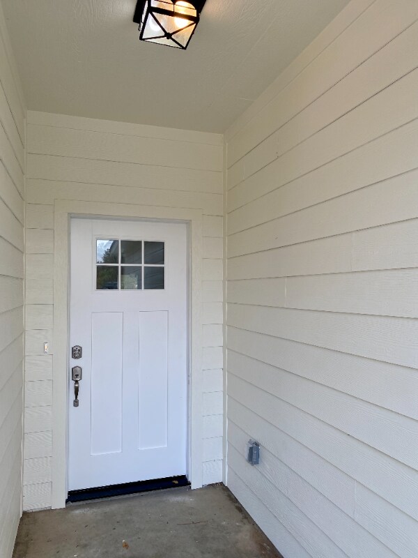 Building Photo - 346 Parks Cir