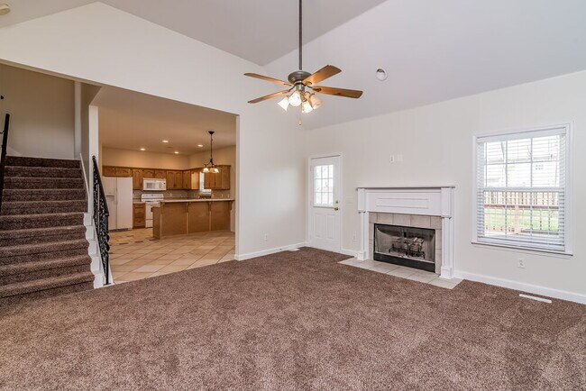 Foto del edificio - 318 Gatewood Dr
