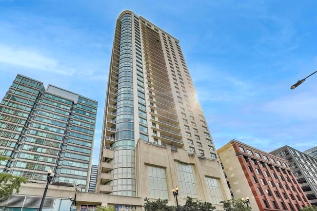 Foto del edificio - 125 S Jefferson St