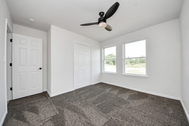 Building Photo - 51 Rd 5214