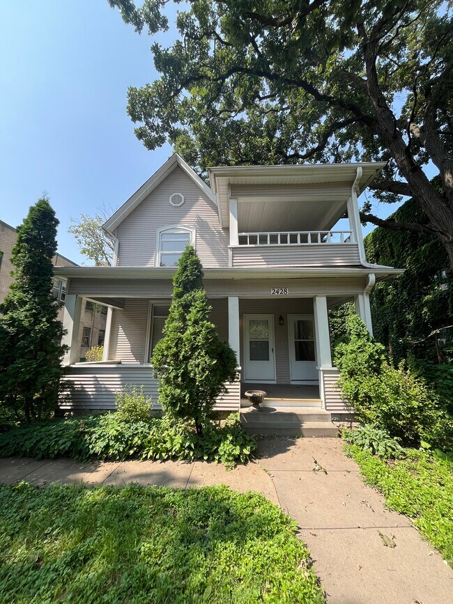 Building Photo - 2428 1st Ave S
